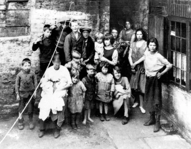 Poor Victorian Houses Family1