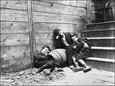 Poor Victorian Houses Slum4