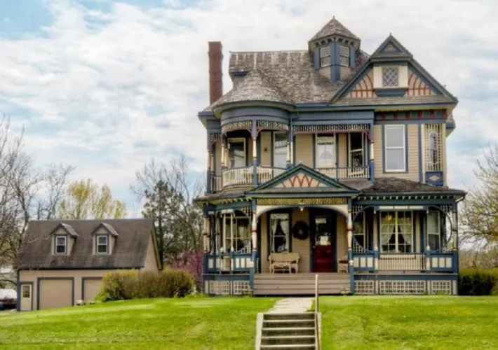 Victorian Houses 3